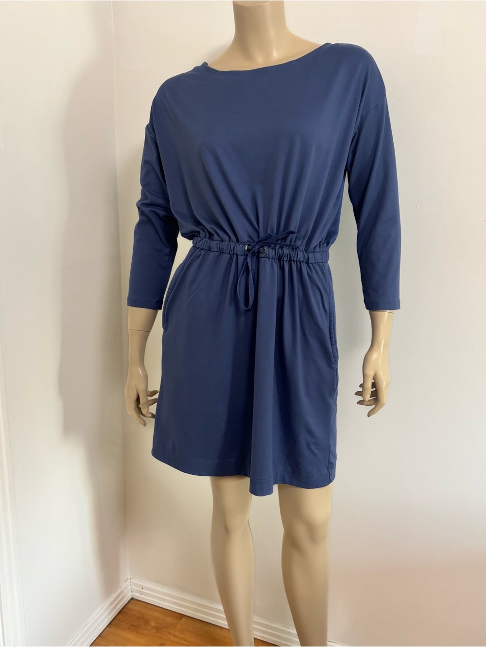 RW&CO Women’s Navy Blue Drawstring Waist Dress Size Medium